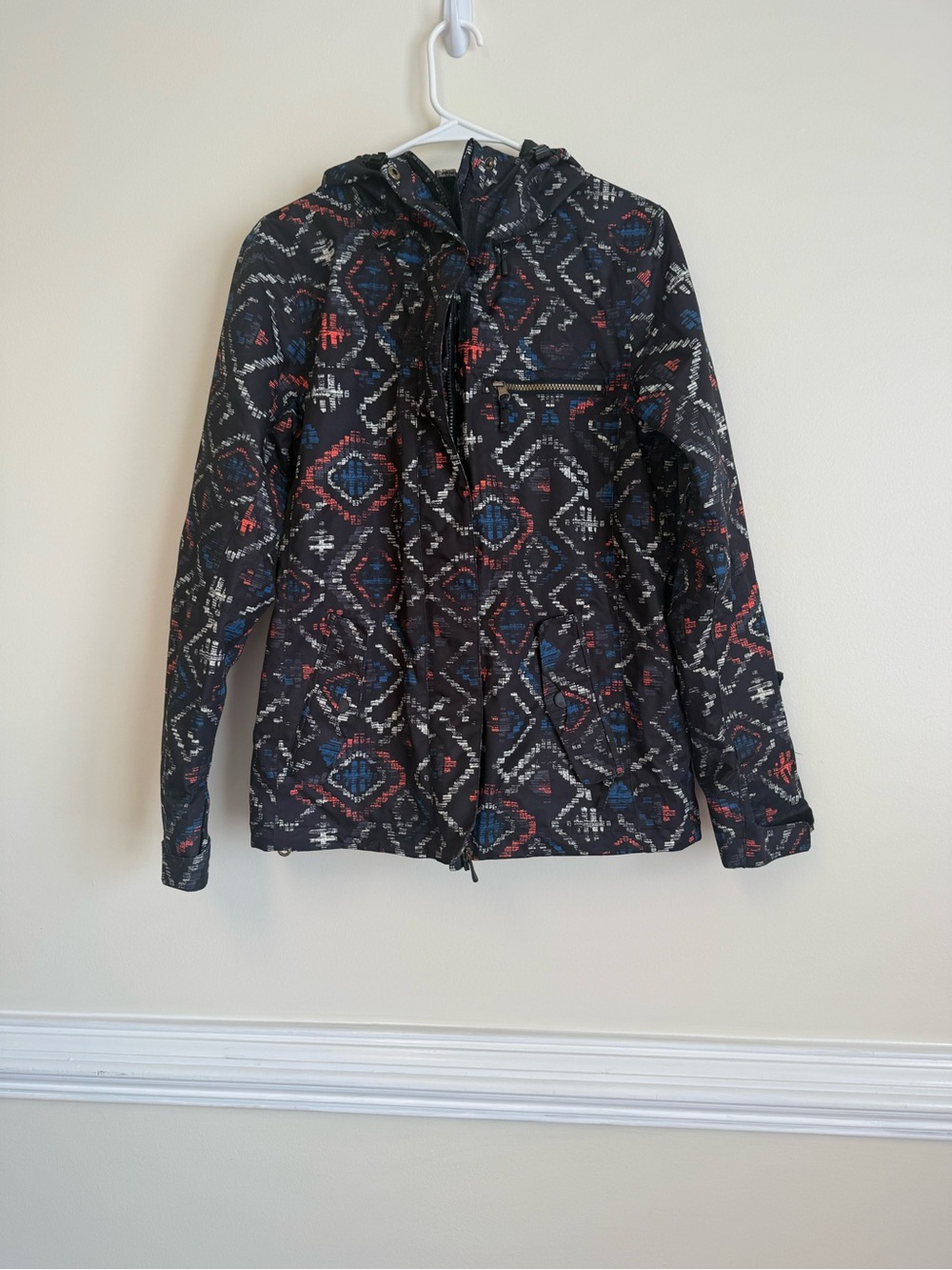 Roxy Black Hooded Utility Jacket with Geometric Accents